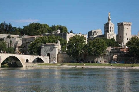 Avignon_Palace-of-the-Popes_01