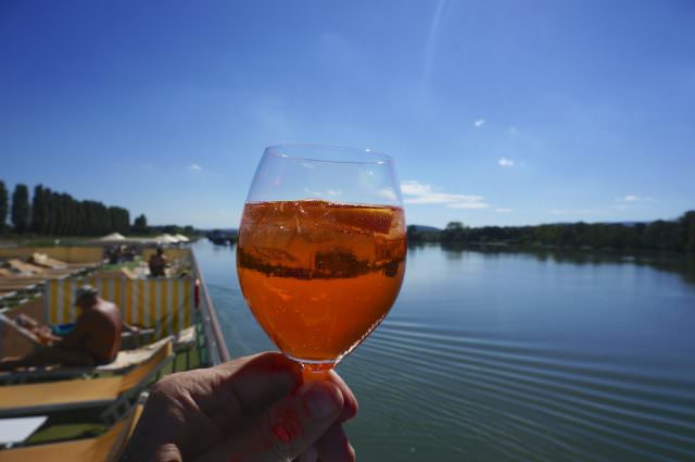 Reflecting on A-ROSA Stella over an Aperol Spritz. © 2013 Ralph Grizzle