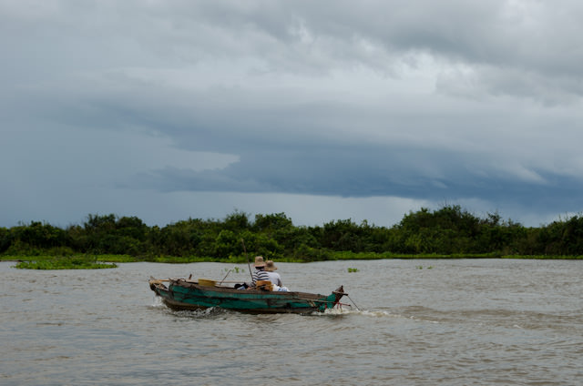 Motorized skiffs would run alongside us as we made our way to the AmaLotus. Photo © 2013 Aaron Saunders
