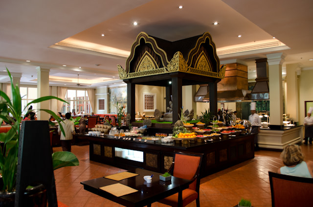 Breakfast at the Sofitel: a great blend of North American and Asian-inspired foods. Photo © 2013 Aaron Saunders
